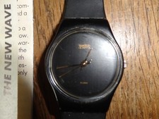 Ladies Vintage Swatch Watch The 'Black Magic' LB106 1985 boxed original ex
