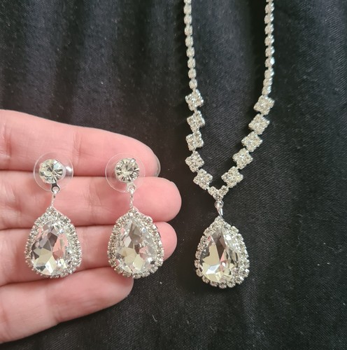 Silver plated teardrop - silver, clear
