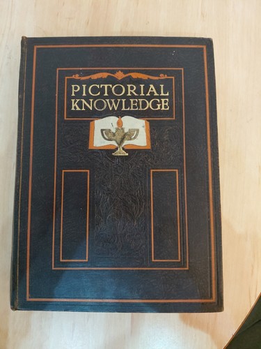 1933 pictorial knowledge - 1933, book