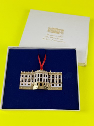 1986 white house christmas - house,