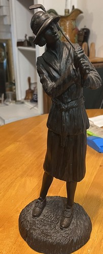 Female bronze golfer - female, sculpture