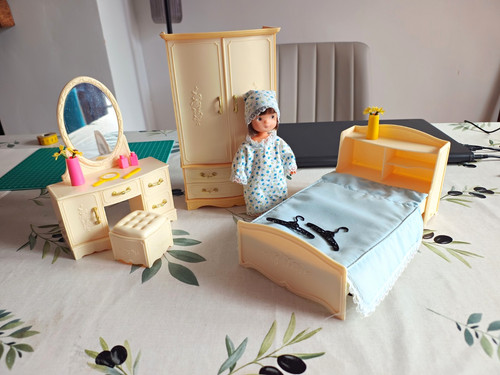 Pedigree matilda doll and - matilda,