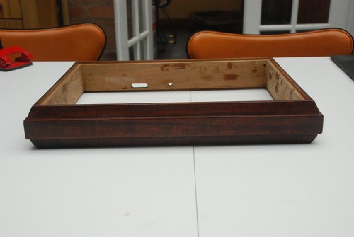 Pink triangle plinth brown - pink,