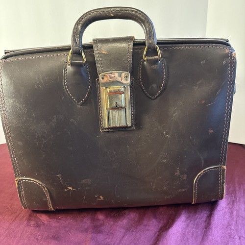 Large vintage doctors bag - vintage,