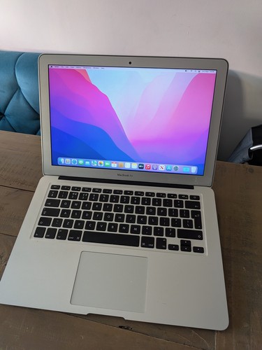 Apple macbook air early - apple,