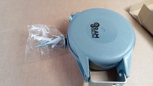 Heavy duty outdoor retractable - duty,