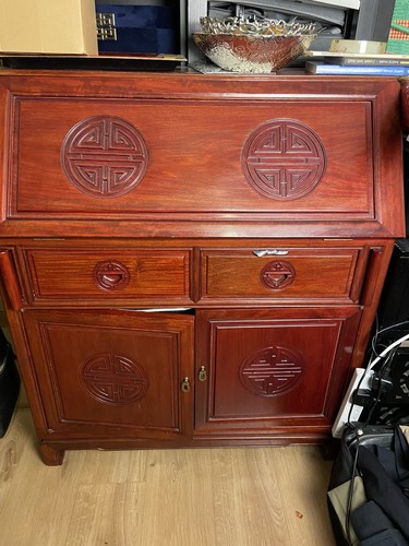 Beautiful chinese bureau - beautiful,
