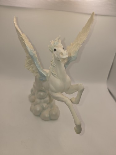 Vintage pastel pegasus - vintage, resin