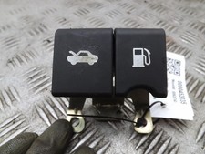 Nissan Qashqai J10 Fuel Flap &