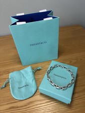 TIFFANY & Co. Clasping Link