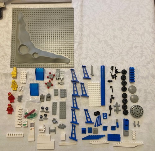 Classic space lego 6930 - classic,