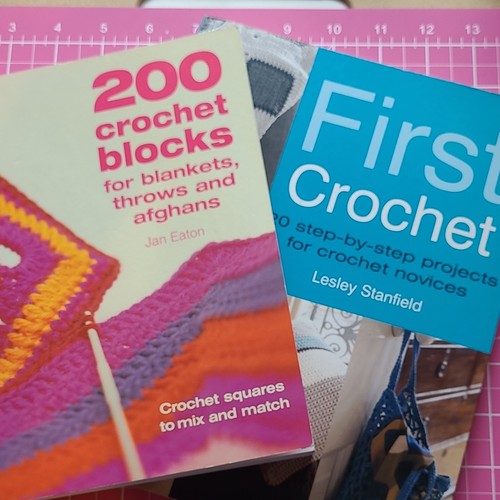 Crochet books 200 - crochet, books.