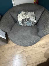 Large Rotating Swivel Chair