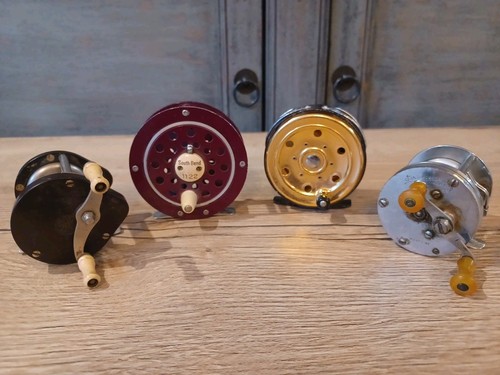 Vintage fishing reels - reels, south