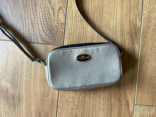 Coach silver pebbled leather - coach,