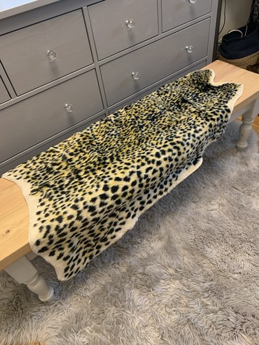 Lovely leopard style rug - leopard,