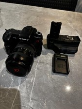 Sony A700 DSLR + 16-105mm Lens
