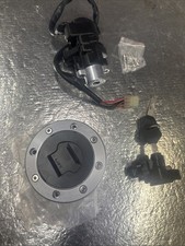 SUZUKI GSF600 GSF 600 BANDIT MK1 Complete Lock Set Ignition Switch Petrol Cap ..