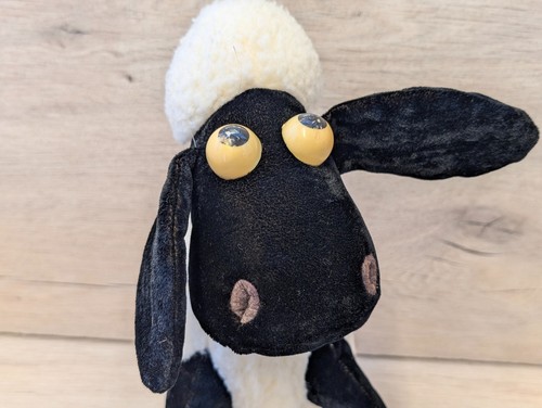 Shaun the sheep plush - sheep,