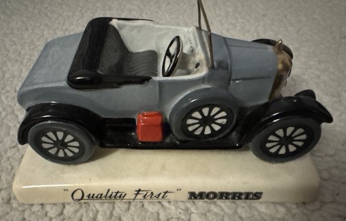 711 vintage bull nose - bw,