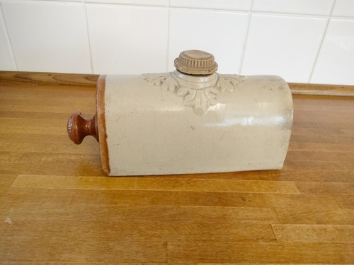 Vintage stoneware hot water - hot,