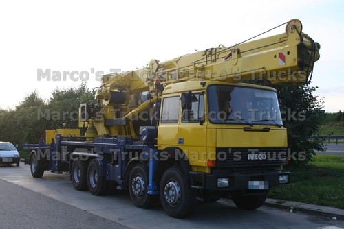 Truck photo iveco crane - photo,