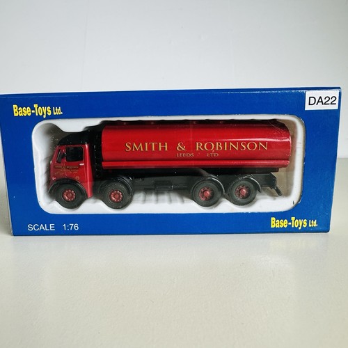 Base toys 76 railway - base,