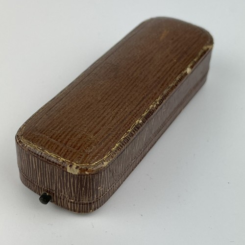 Antique brown leather effect - brown,