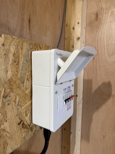 Fusebox consumer unit lid - unit,