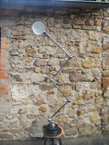 Beautiful arms jielde lamp - beautiful,