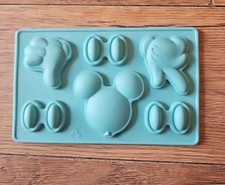 Disney Cakes And Sweets Silcone Moulds Set - Mickey Mouse