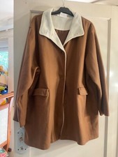 vintage ladies Claire Neuville camel light weight coat size 30/34