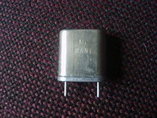 SELECTION OF STANDARD FREQUENCY CRYSTALS AMATEUR RADIO RECEIVERS  OSCILLATORS