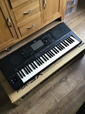 Yamaha PSR 900SX Keyboard Workstation ( mini Genos)