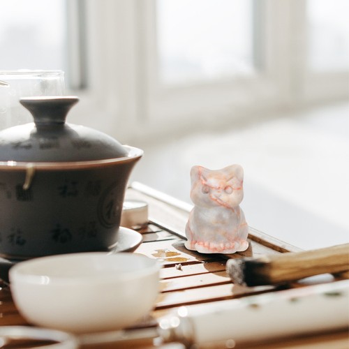 Wealth welcoming cat crystal - welcoming,