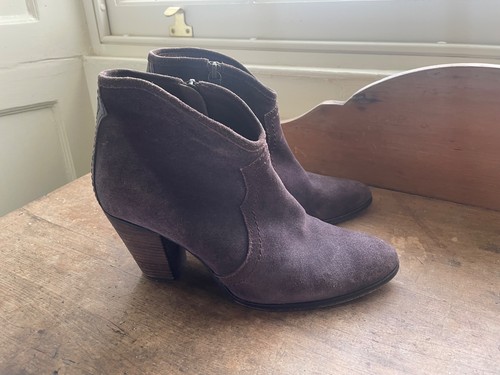 Jigsaw purple suede ankle
