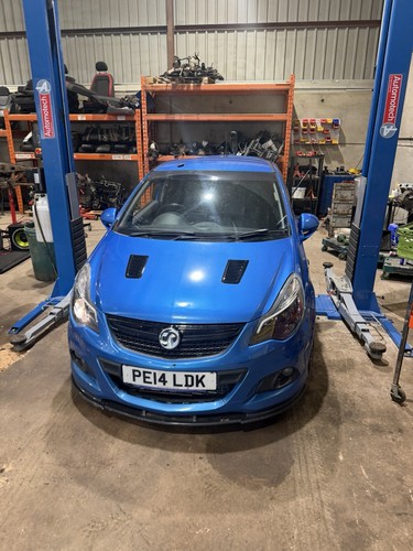 Corsa vxr breaking - corsa,