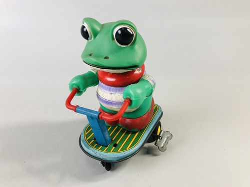 Y7022 tin toy - tin, keroyon