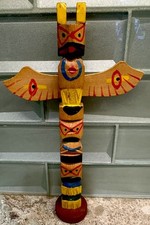 Vtg Small 8x5” Wooden Native