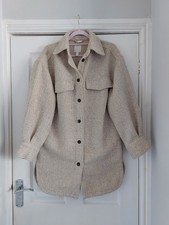 H&M Boucle Oversized Shacket Size Small Cream/Beige Button Up Pockets
