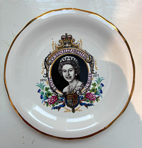 Palissy england queen - palissy,