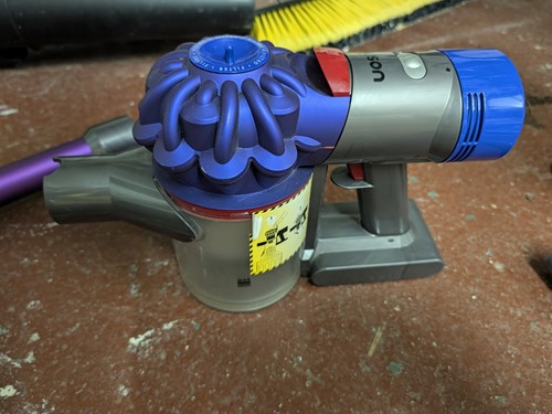 Dyson animal extra - v7, cordless