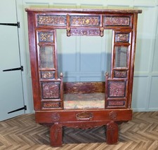 Red lacquered opium - lacquered,