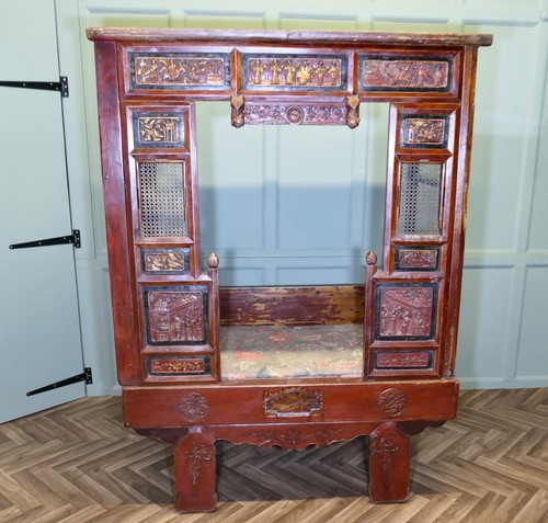 Red lacquered opium - red, or