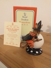 ROYAL DOULTON  BUNNYKINS  TRICK OR TREAT,  DB162  SPECIAL ED. 369/ 1500 1st Qual