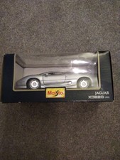maisto 1/24 scale model cars