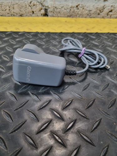 Gtech charger cable plug - ,