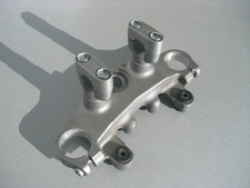 Triple clamp top naked bike