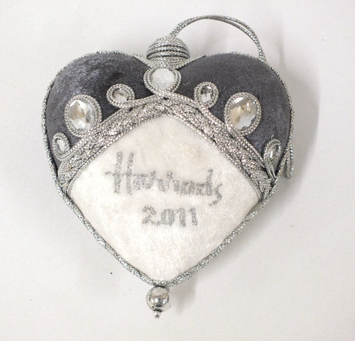 Harrods silver 2011 heart - silver,