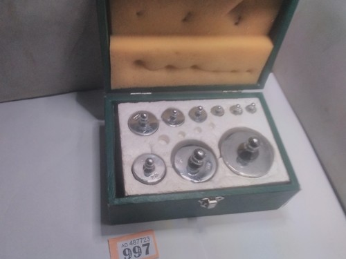 Chrome scales weights - chrome,